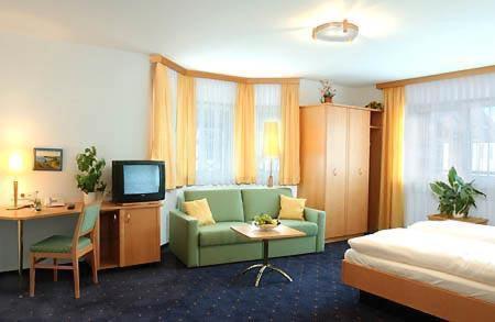 Hotel-Landpension Postwirt Kirchensittenbach Exterior foto